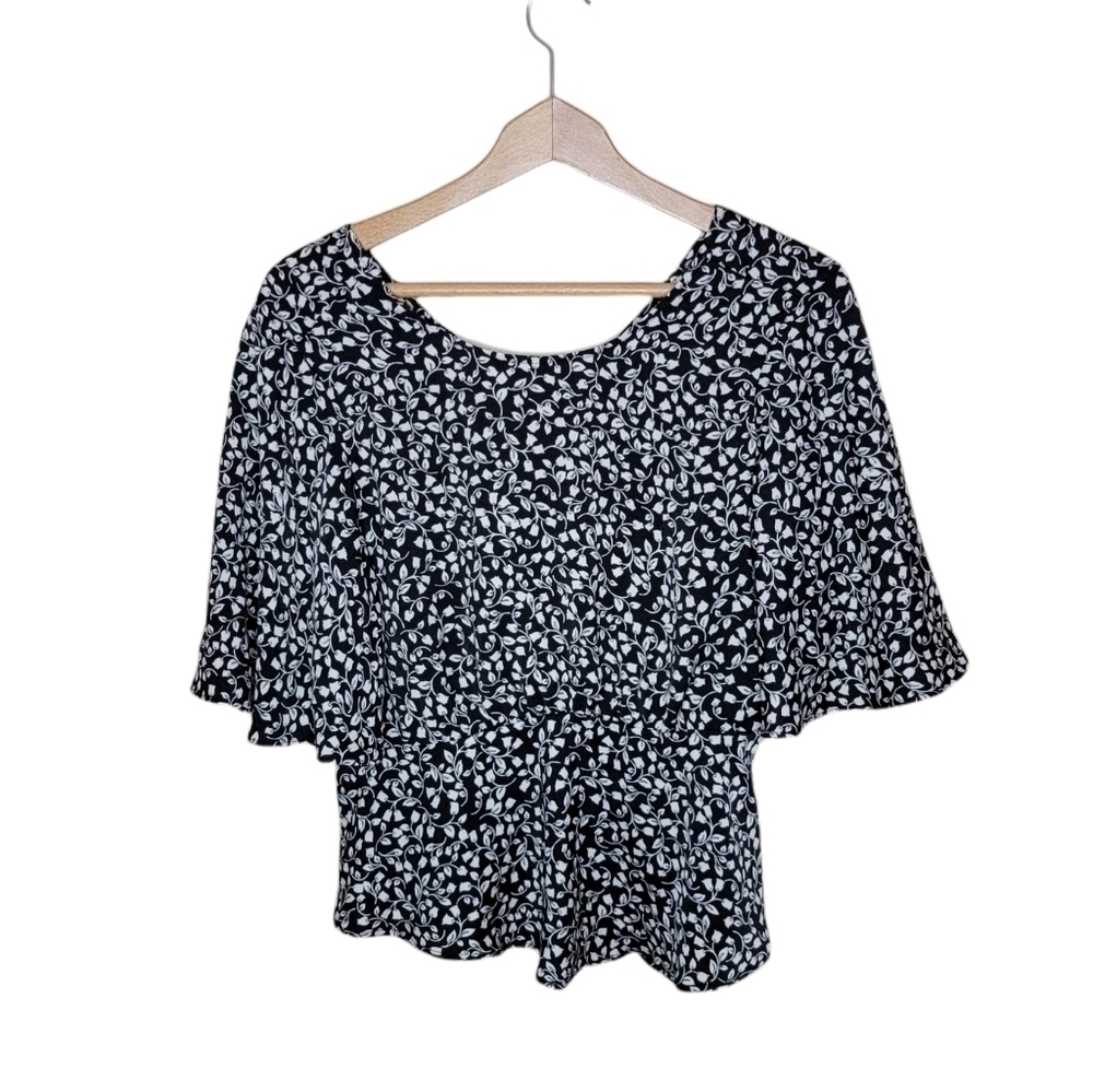 Who What Wear Black White Floral Vine Peplum Blouse Size Small New